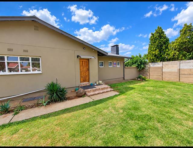 3 BEDROOM HOUSE FOR SALE IN VANDERBIJLPARK SE 1